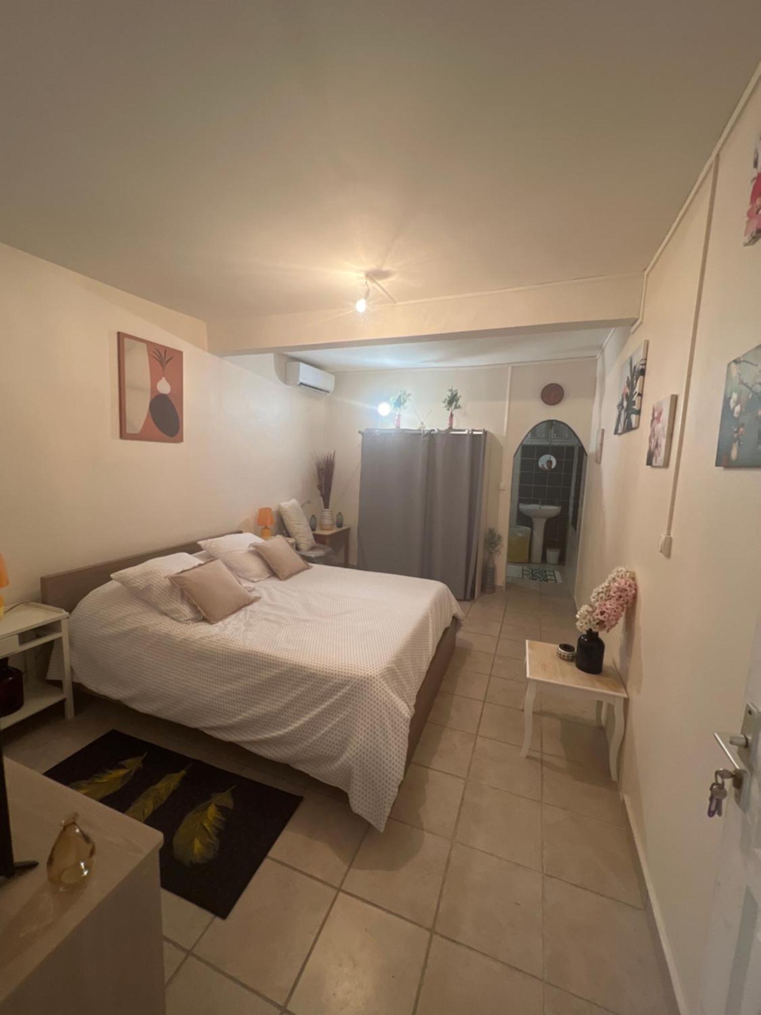 Studio Meuble Orchidee Le François Exteriör bild